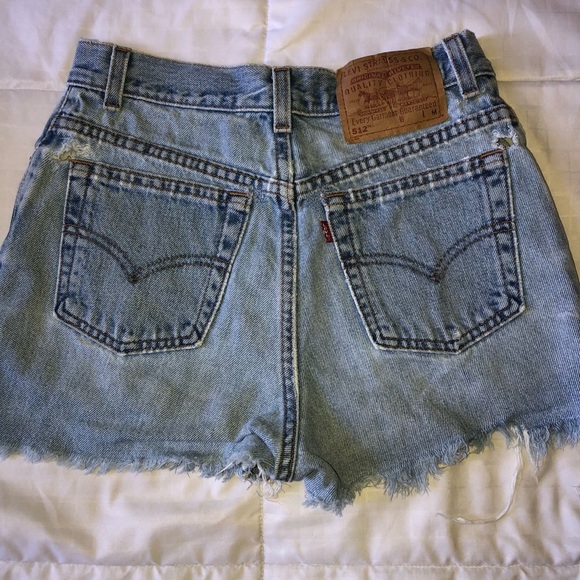 Vintage Levi’s cutoffs - Picture 2 of 6